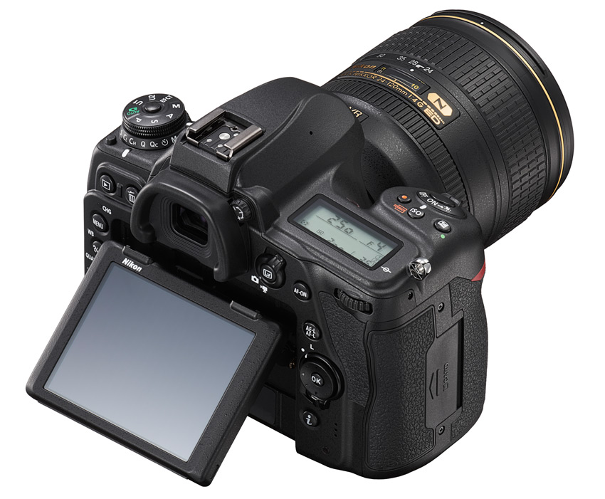 Nikon D780 body 2 02
