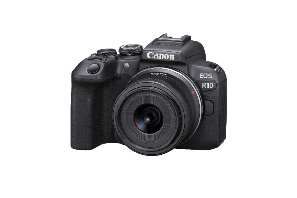CANON EOS R10 mirrorless + obiettivo RF-S 18-45mm F4.5-6.3 IS STM 1 10 r10 frontslantleft rf s 18 45mm f4.5 6.3 is stm s s