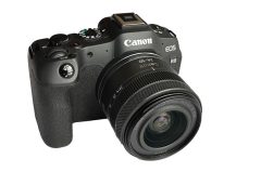 Canon EOS R8 lead CANON EOS R8 + OBIETTIVO RF 24-50:4,5-6,3 IS STM KIT