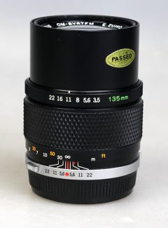 D0999 01 OBIETTIVO OLYMPUS ZUIKO OM 135:3,5