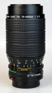 OBIETTIVO CANON FD ZOOM 75-200:4,5