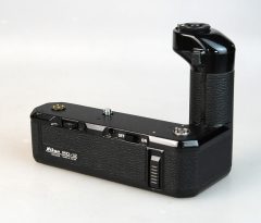 D2077 02 NIKON MOTOR WINDER MD12