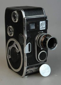 D2165 01 CINEPRESA BOLEX PAILLARD B8 + OBIETTIVO YVAR 13:1,9