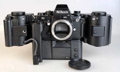 D2475 01 NIKON F3 HP + MOTORE MD-4 + DORSO 250 POSE MF-4