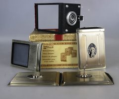 D2861 01 ROLLEIFLEX DORSO ADATTATORE PER PELLICOLE PIANE (DORSO CON VETRO SMERIGLIATO + 3 CHASSIS )