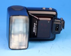 D4159 01 NIKON FLASH SB-24