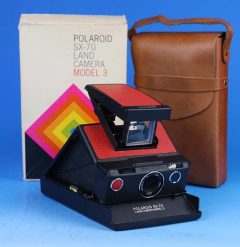 D4324 01 POLAROID SX 70 MODEL 3 EBONY