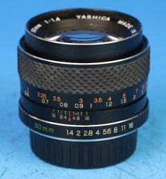 D4747 01 OBIETTIVO YASCHICA ML 50:1,4