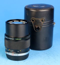 D4870 01 OBIETTIVO OLYMPUS ZUIKO 135:3,5 OM