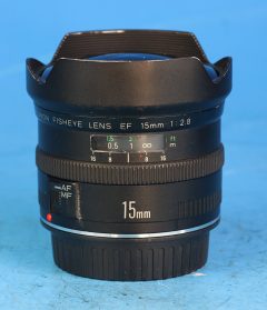 D5025 01 OBIETTIVO CANON EF 15:2,8 EF FISHEYE