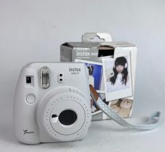 D6739 01 FUJIFILM INSTAX MINI 9 (YPSILON) BIANCO GHIACCIO