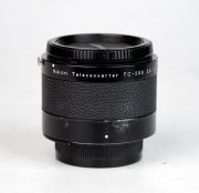 NIKON TELECONVERTER TC-200 2X AI