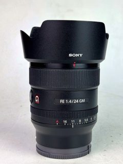 D6861 01 OBIETTIVO SONY E 24:1,4 FE GM