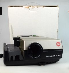 D7127 01 LEICA PRADOVIT P150 "30421" OBIETTIVO HEKTOR-P2 85:2,8