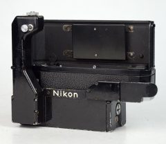 D7187 01 NIKON MOTORE F 36 + PACCO BATTERIA + CONNETTORE ( TESTATO OK )