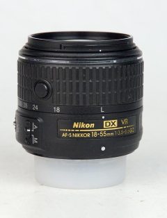 D7212 01 OBIETTIVO NIKON AF-S 18/55:3,5-5,6 G II DX