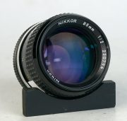 OBIETTIVO NIKON AI 85:2