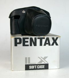 D7293 01 BORSA PENTAX LX SOFT CASE