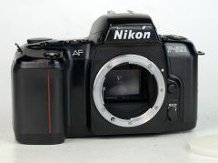 D7347 01 NIKON F-601 BODY