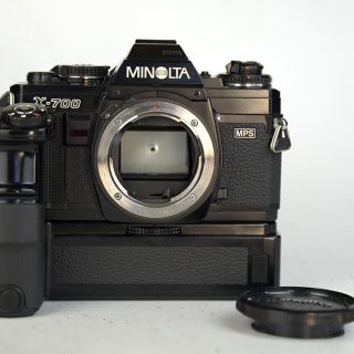 D7485 01 FOTOCAMERA MINOLTA X700 BODY + DORSO MULTI + MINOLTA MOTOR DRIVE 1