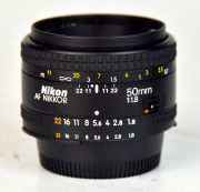 OBIETTIVO NIKON AF 50:1,8