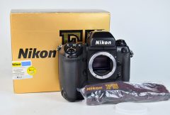 D7664 01 NIKON F5 + DORSO MF-28 IMBALLO NITAL