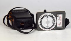 D7666 01 ESPOSIMETRO SEKONIC AUTO RANGE L-216