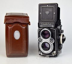 D7669 01 ROLLEIFLEX 3,5 F OB. CARL ZEISS PLANAR 75:3,5 ESPOSIMETRO