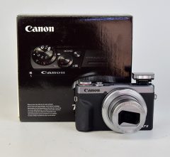 D7699 01 CANON POWERSHOT G7X III SILVER + CUSTODIA SILICONE