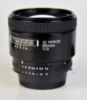 OBIETTIVO NIKKOR AF 85:1,8