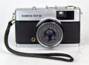 OLYMPUS TRIP 35 OB. OLYMPUS ZUIKO 40:2,8