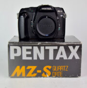 PENTAX MZ-S QUARZ DATE REFLEX ANALOGICA AF