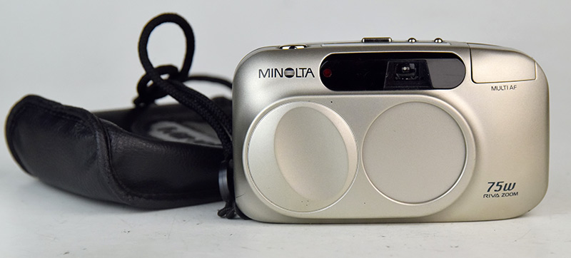 MINOLTA RIVA ZOOM 75W  OB. 28/75 MACRO COMPATTA 35 MM