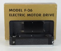 d6911 01 NIKON MOTOR DRIVE F36 PER NIKON F IMBALLO ( TESTATO OK )