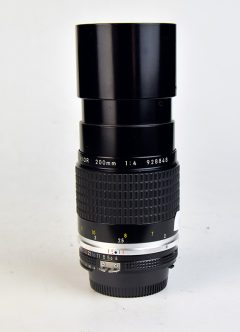 d7732 01 OBIETTIVO NIKKOR 200:4 AIS