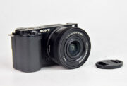 SONY ZV-E10 + OBIETTIVO SONY E 16/50:3,5-5,6 PZ OSS II