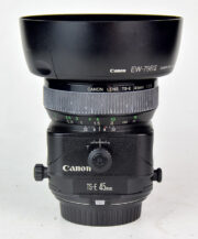 OBIETTIVO CANON EF TS-E 45:2,8 + PARALUCE