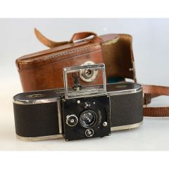 FOTOCAMERA EKA "KRAUSS PARIS" OTTURATORE COMPUR + OBIETTIVO E.KRAUSS PARIS 5:3,5 JENA TESSAR FOTOCAMERA EKA "KRAUSS PARIS" OTTURATORE COMPUR + OBIETTIVO E.KRAUSS PARIS 5:3,5 JENA TESSAR